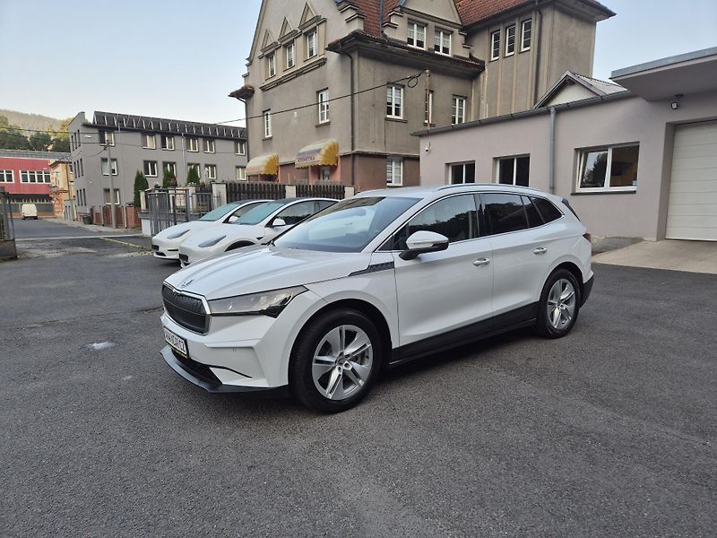 Škoda Enyaq 150kw, iV80 19ALU SOH 92% - fotka 2 z 45