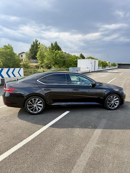 Škoda Superb (2017) Laurin & Klement 2.0 TDI 140kW - fotka 6 z 24