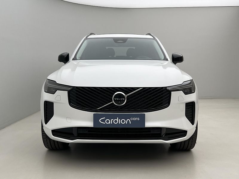 Volvo XC90 (2026) B5 AWD DARK PLUS - fotka 16 z 47