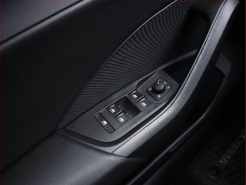 Škoda Octavia (2020) Style 2.0 TDI, Serv.kniha - fotka 21 z 24