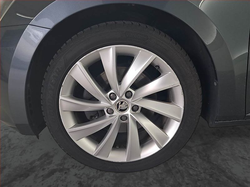 Škoda Superb (2016) Style Plus 2.0 TDI, Automat - fotka 15 z 21