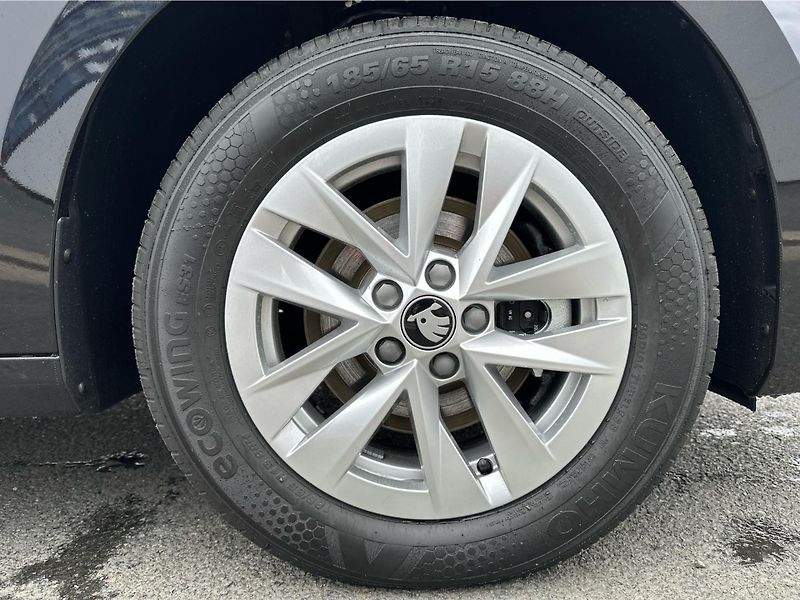 Škoda Fabia (2025) 1,0 TSI 85 kW 7-stup. automat. - fotka 22 z 23