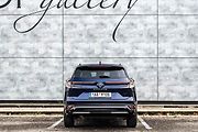 Design zadní partie je plně v duchu současného tvarosloví Renaultu