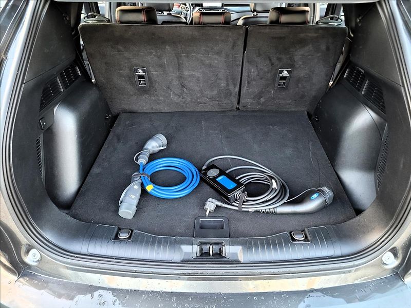 Ford Kuga 2,5 PHEV,165KW,ST-LINE,led,kůž - fotka 42 z 50