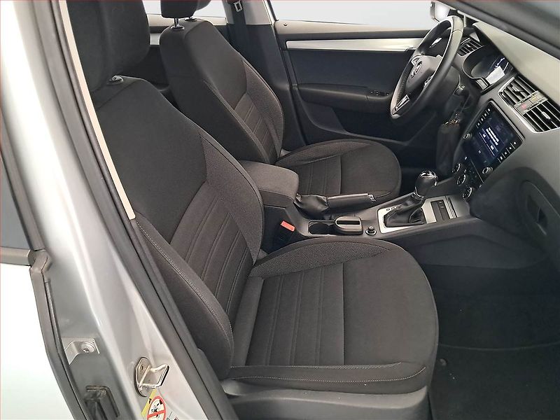 Škoda Octavia (2019) 1.6 TDI, Automat, Serv.kniha - fotka 9 z 20