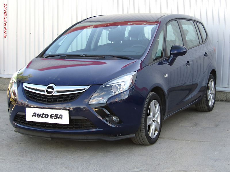 Opel Zafira (2016) 1.4 i, ČR, servis.kniha - fotka 3 z 18