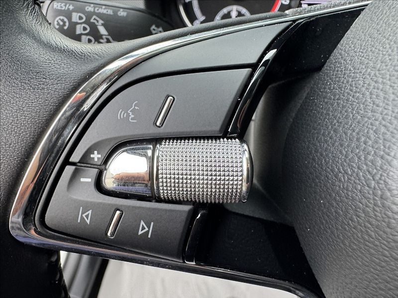 Škoda Fabia 1,0 TSI DPH 1.maj. původ ČR - fotka 30 z 50