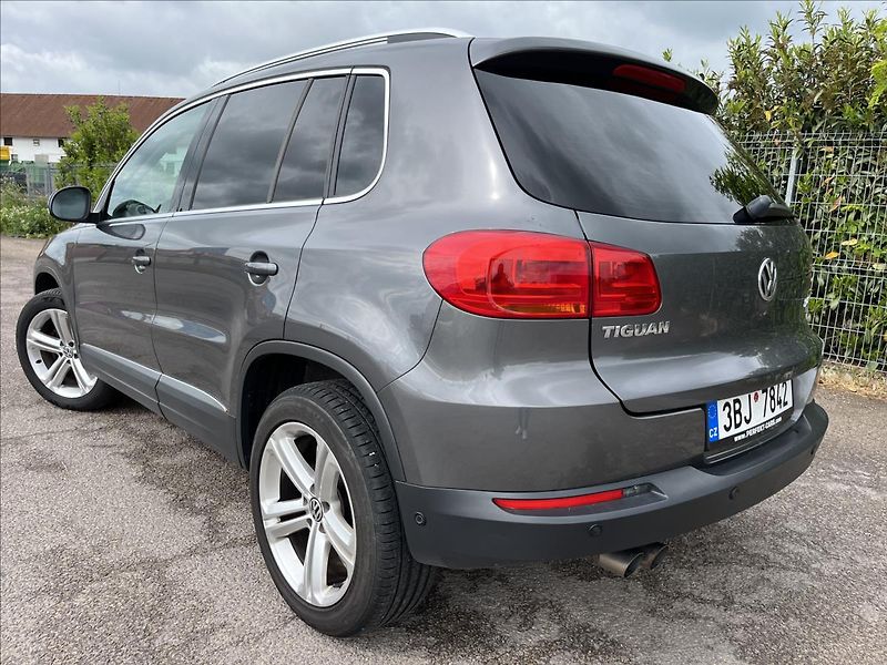 Volkswagen Tiguan 2,0 TDi ROZVODY KLIMA 2xKOLA - fotka 44 z 48