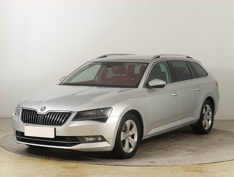 Škoda Superb (2016) 2.0 TDI 4x4, 4X4, Automat, ČR - fotka 2 z 27