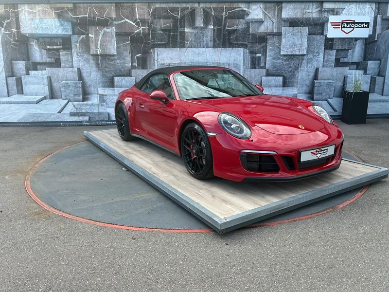 Porsche 911 (2018) CARRERA 4 GTS, 3.0, 331KW, DPH - fotka 1 z 23