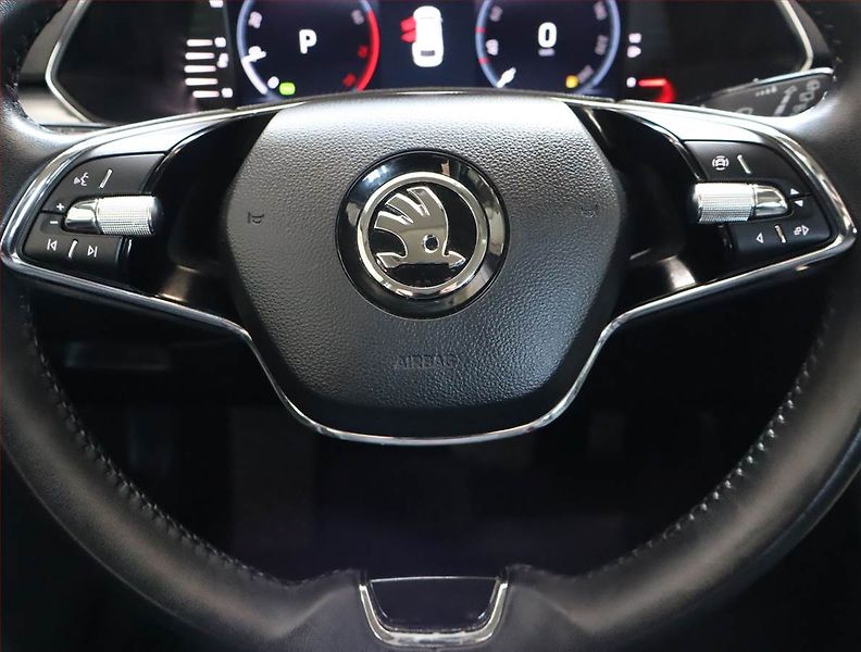 Škoda Superb (2023) Ambition 1.5 TSI - fotka 19 z 19