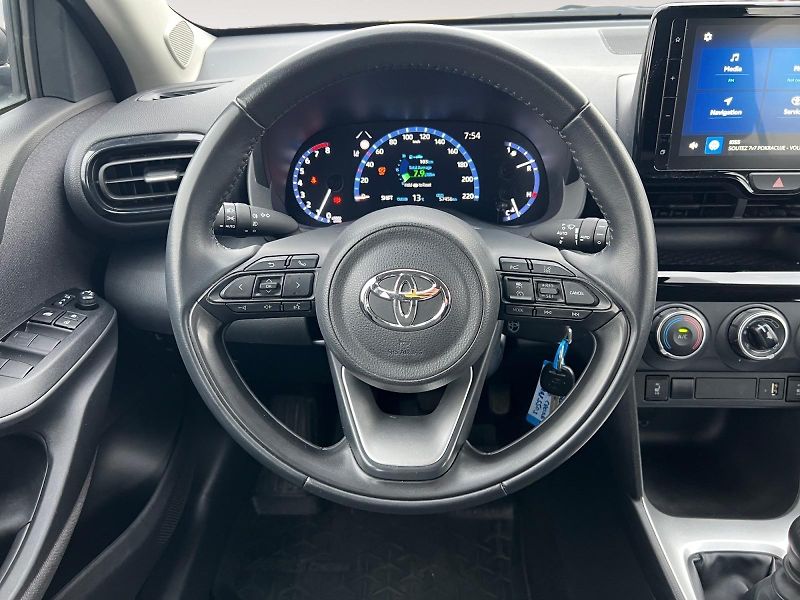Toyota Yaris Cross (2023) COMFORT TECH 1.5 92kW CZ DPH - fotka 11 z 21