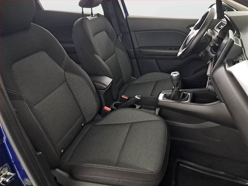 Renault Captur (2022) 1.0 TCe, ČR,1.maj, Serv.kniha - fotka 9 z 17