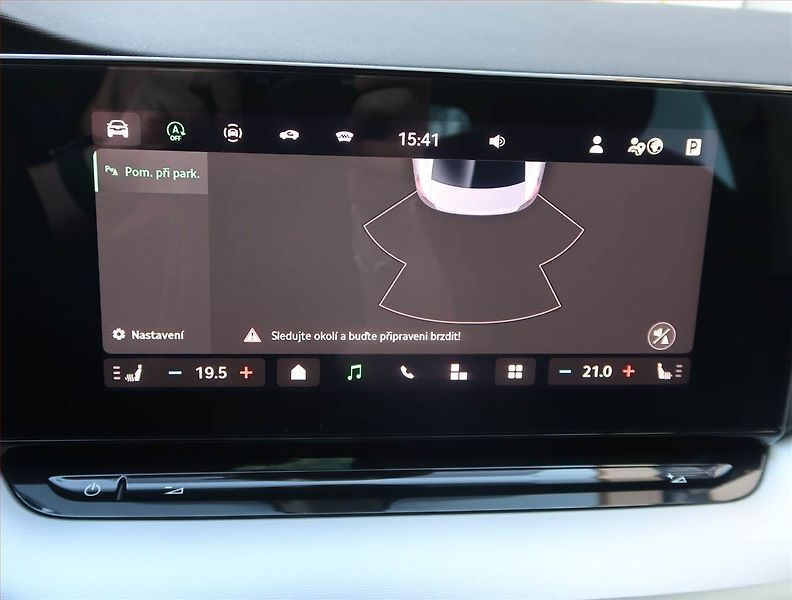Škoda Octavia (2025) Selection 1.5 TSI - fotka 17 z 21