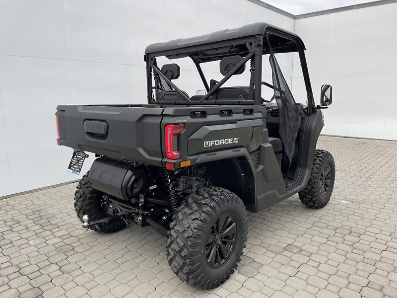CFMOTO (2025) Gladiator U10 PRO ABS T1B - fotka 3 z 11