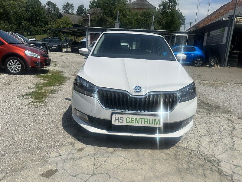 Škoda Fabia 1.0 TSI 70kW Ambition Combi - fotka 11 z 23