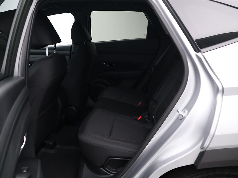 Hyundai Tucson 1,6 T-GDI 110kW GO Czech!  DCT - fotka 14 z 30