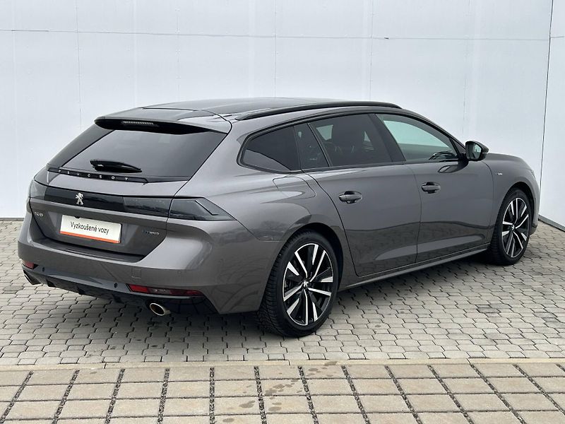 Peugeot 508 GT PACK HYBRID 225 e-EAT8 1.6 - fotka 2 z 27