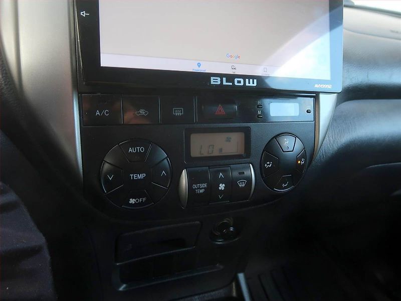 Toyota RAV4 (2004) 2.0 D-4D , 4X4, Tempomat - fotka 12 z 13