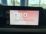 Volkswagen Golf 1,5   TSI,96kW,SERVISKA,LIFE - náhled 15
