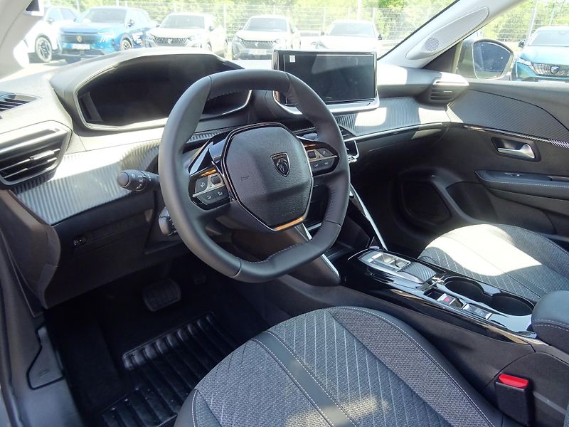 Peugeot 208 (2026) ALLURE Hybrid 110k e-DCS6 - fotka 20 z 44