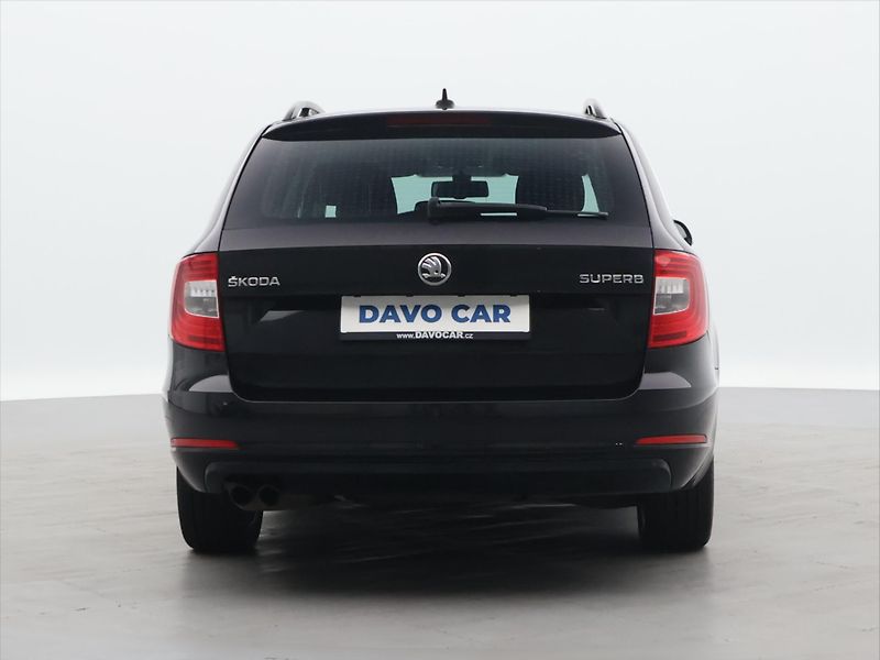 Škoda Superb 2,0 TDI 125kW Ambition DSG - fotka 6 z 39