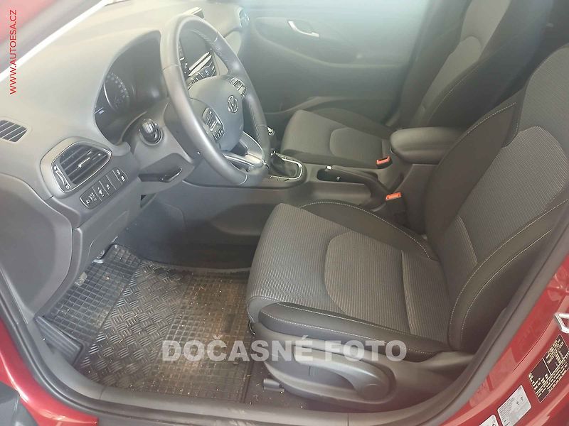Hyundai i30 (2023) 1.5 MPi, 1.maj,ČR, servis - fotka 3 z 3