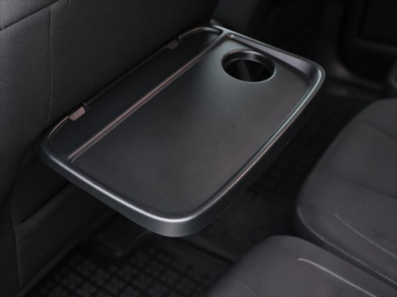 Ford S-MAX 2,0 TDCi Aut. Titanium 7-Míst - fotka 31 z 39