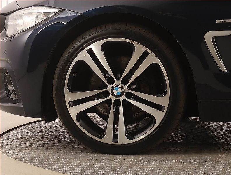 BMW Řada 4 (2015) 430d xDrive, 4X4, Automat - fotka 15 z 25