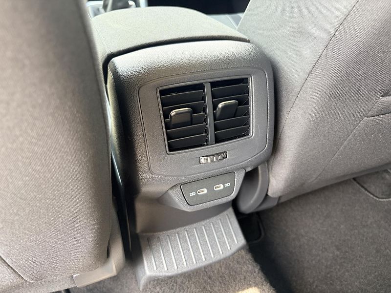 Volkswagen T-Roc 1.0TSI LED VIRTUAL - fotka 40 z 47
