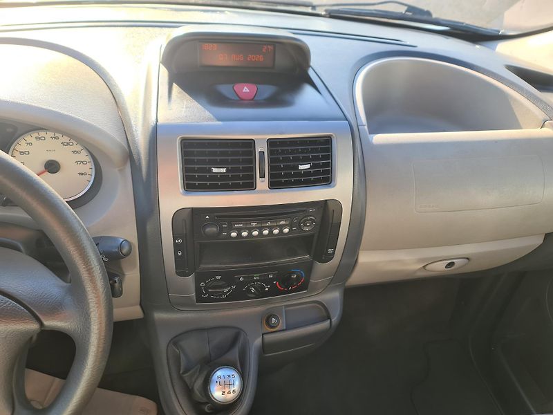 Citroën Jumpy (2007) 2.0 HDi LONG 100-KW KLIMA - fotka 32 z 39