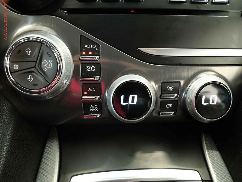 Citroën DS5 (2015) 2.0HDI, 1.maj,ČR, AT, TZ, AC - fotka 20 z 27