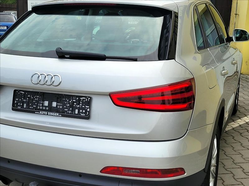 Audi Q3 2,0 TFSi Quattro SERV.KNÍŽKA - fotka 14 z 47