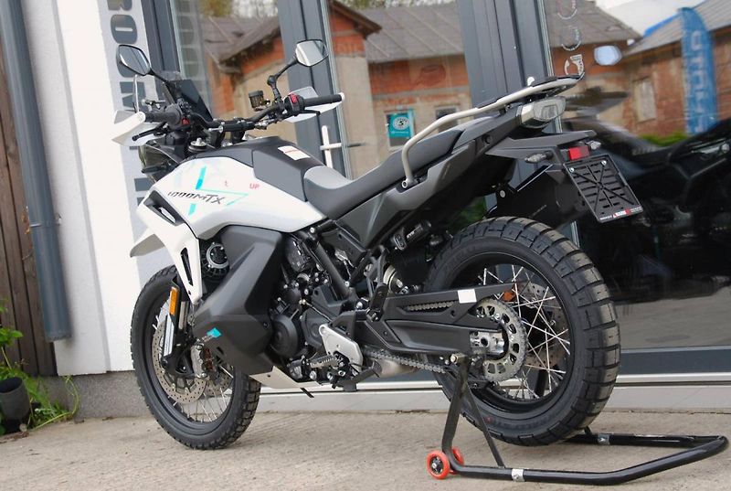 CFMOTO (2026) 1000MT-X Touring WHITE - fotka 6 z 25