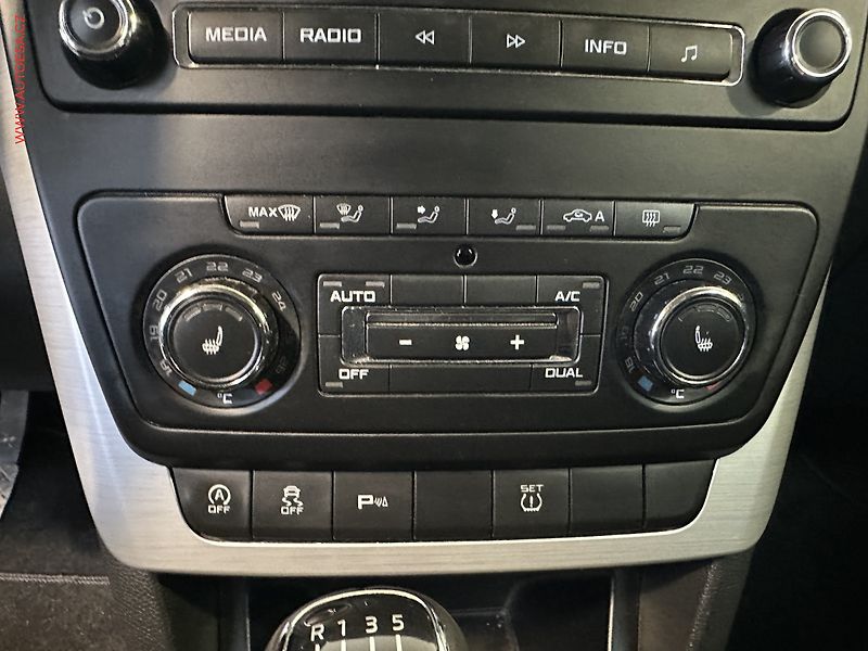 Škoda Yeti (2014) 2.0 TDi, Ambition - fotka 16 z 21