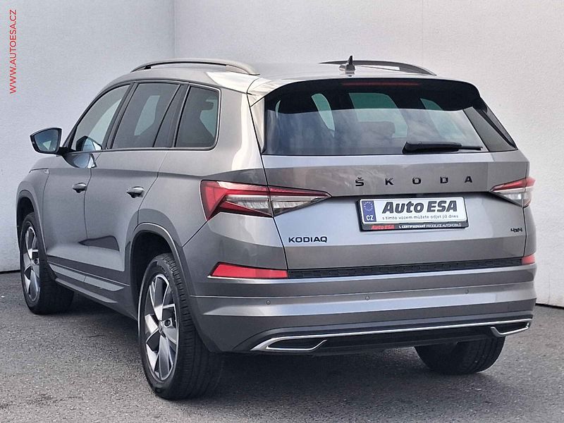 Škoda Kodiaq (2022) 2.0 TDi 4x4, ČR, SportLine - fotka 6 z 26