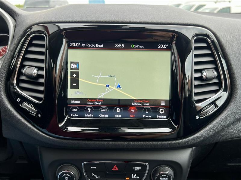 Jeep Compass 1,4 m-Air LIMITED my19 - fotka 29 z 45