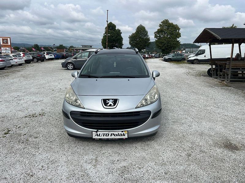 Peugeot 207 1.4i - fotka 1 z 14