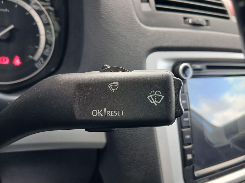 Škoda Octavia 2.0 TFSi RS - fotka 25 z 34