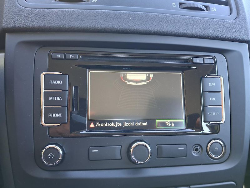 Škoda Yeti (2014) 1,2TSi DSG NAVI BEZ KOROZE! - fotka 26 z 38