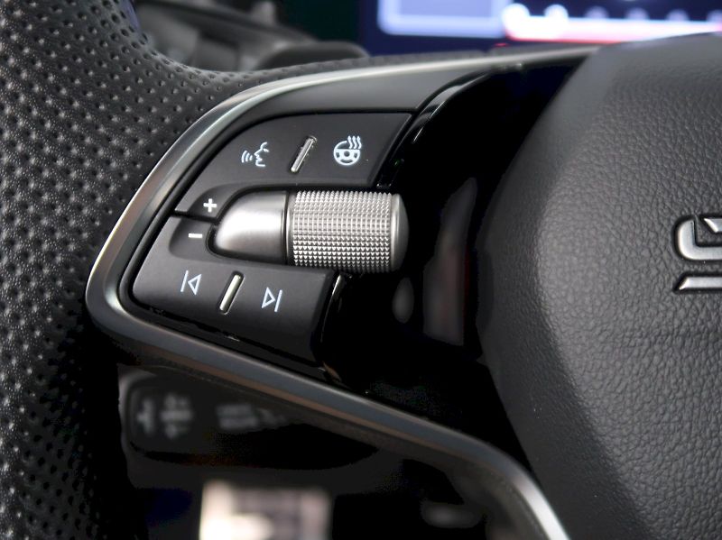 Škoda Superb (2025) SPORTLINE 2.0TSI 195KW 4x4 DSG - fotka 22 z 50