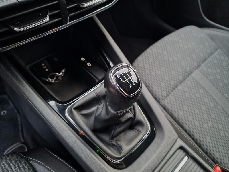 Škoda Octavia 2.0 TDI Style Combi,ČR,1.Maj. - fotka 35 z 50