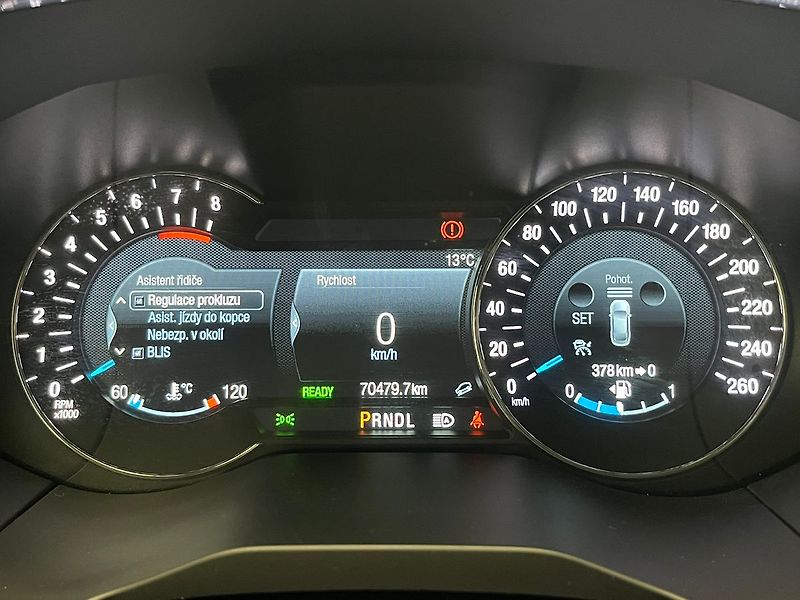 Ford S-MAX 2.5 HEV TITANIUM 7 míst - fotka 61 z 70