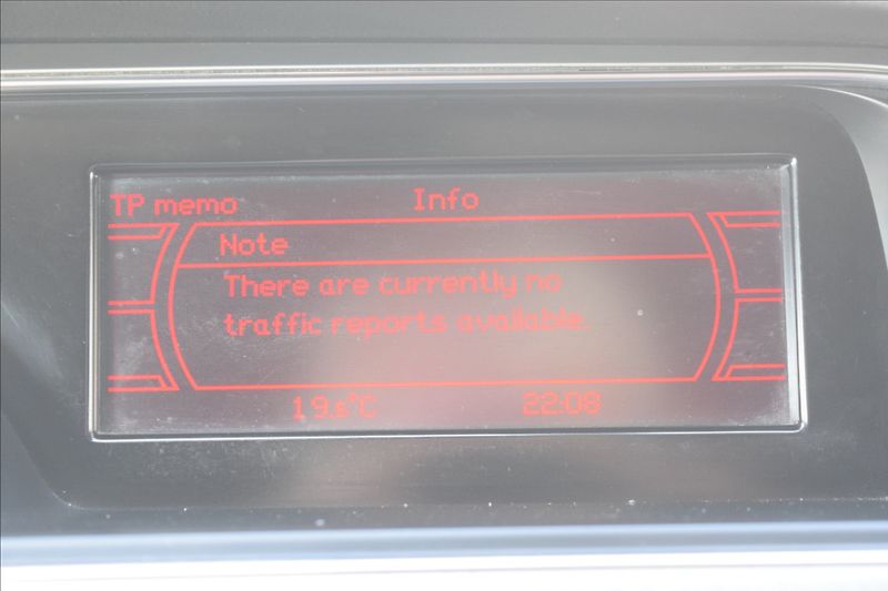 Audi A5 3,0 TDI 176KW S-LINE ALU SERVI - fotka 32 z 48