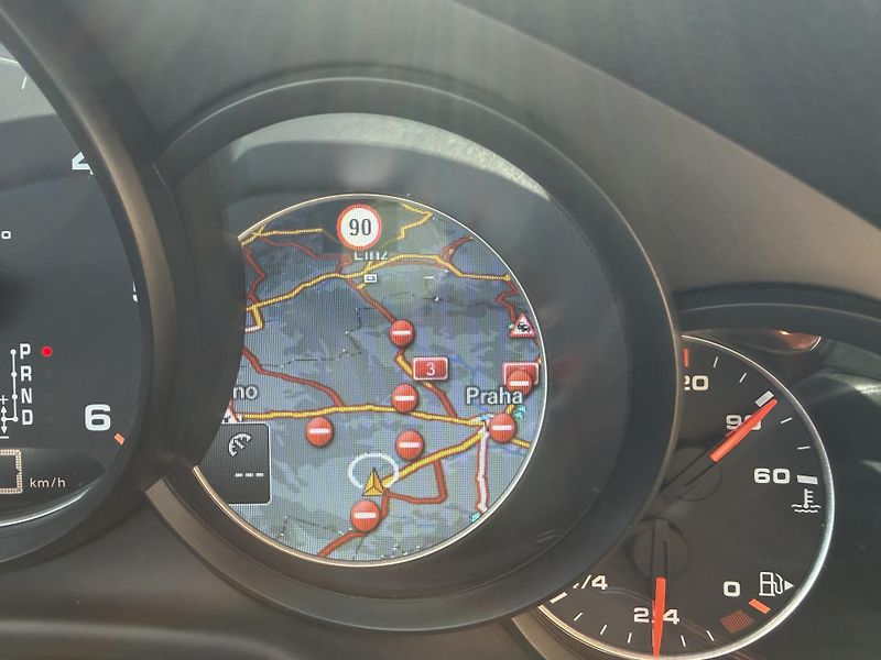 Porsche Panamera 3.0 DIESEL EDITION NAVI KAMERA - fotka 22 z 48