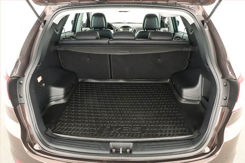 Hyundai ix35 (2011) 2.0 CRDi, 4X4, Serv.kniha - fotka 14 z 15