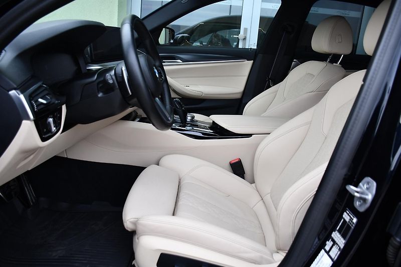 BMW Řada 5 520i M-SPORT 1M ČR REZERVACE - fotka 13 z 39