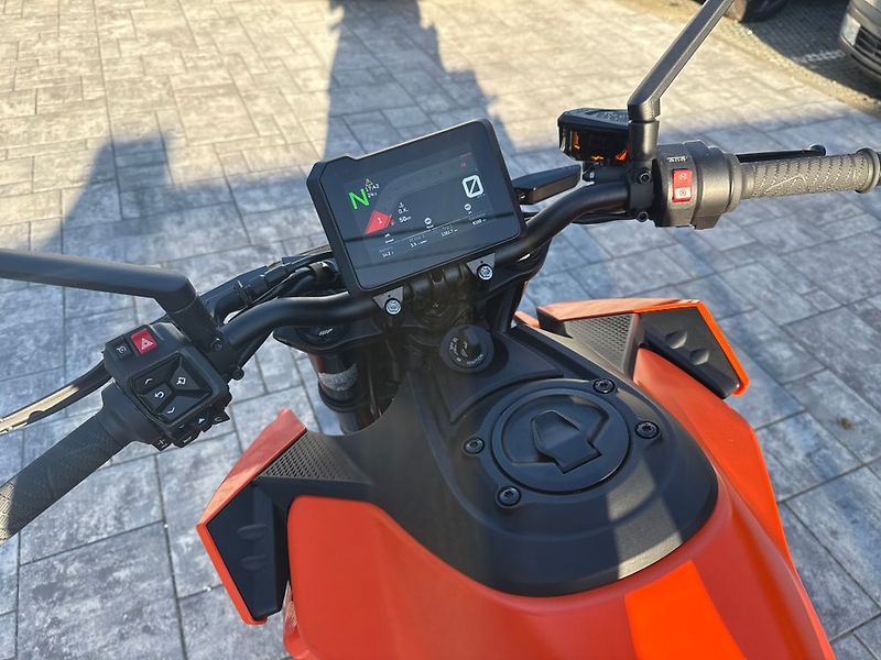 KTM (2024) - fotka 14 z 34