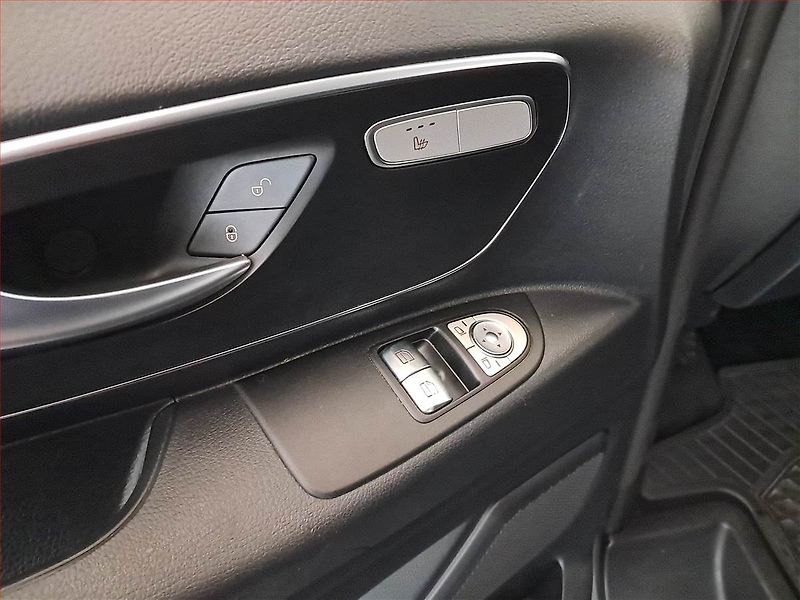 Mercedes-Benz Vito (2021) 124 CDI 4x4, Bus, 8Míst, ČR - fotka 16 z 19