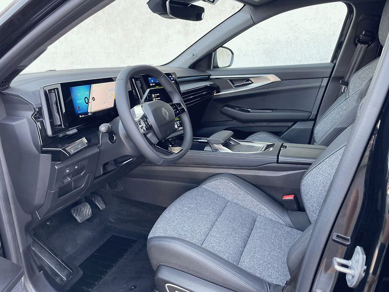 Renault Austral (2025) TECHNO fullhybrid E-Tech200 - fotka 21 z 27